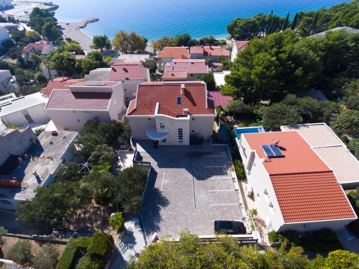 Apartments Medvidovic Baška Voda エクステリア 写真