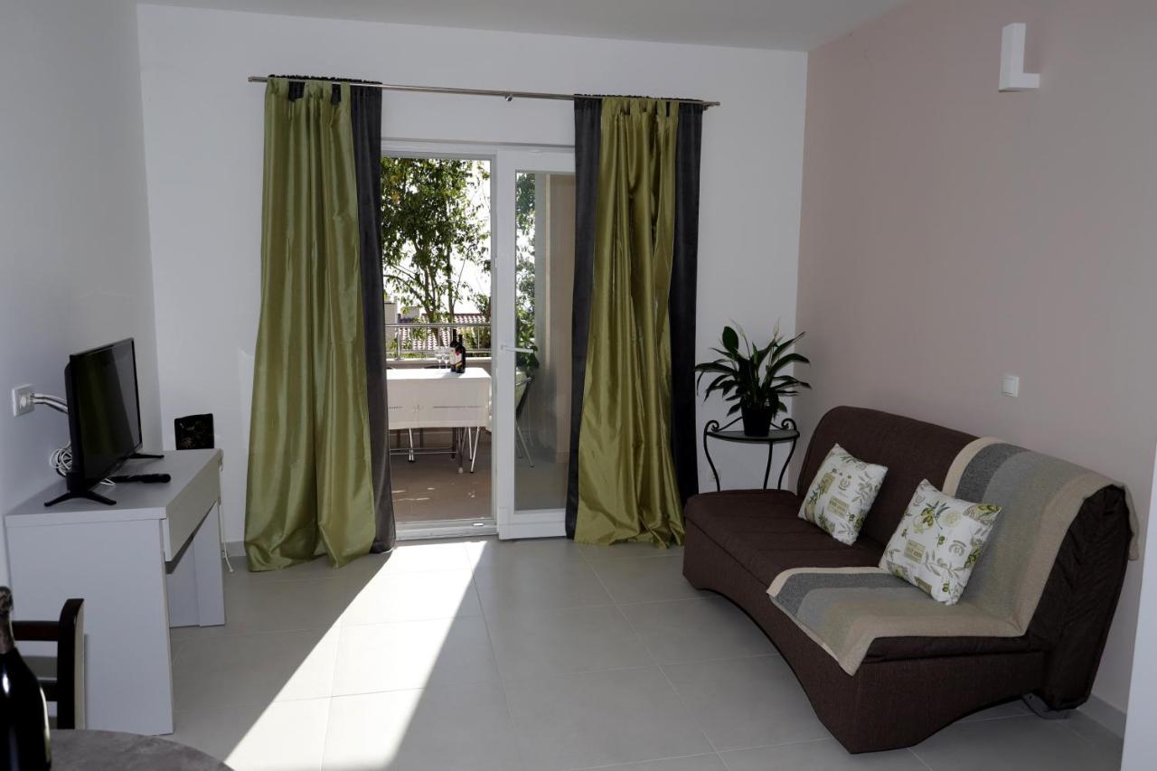 Apartments Medvidovic Baška Voda エクステリア 写真