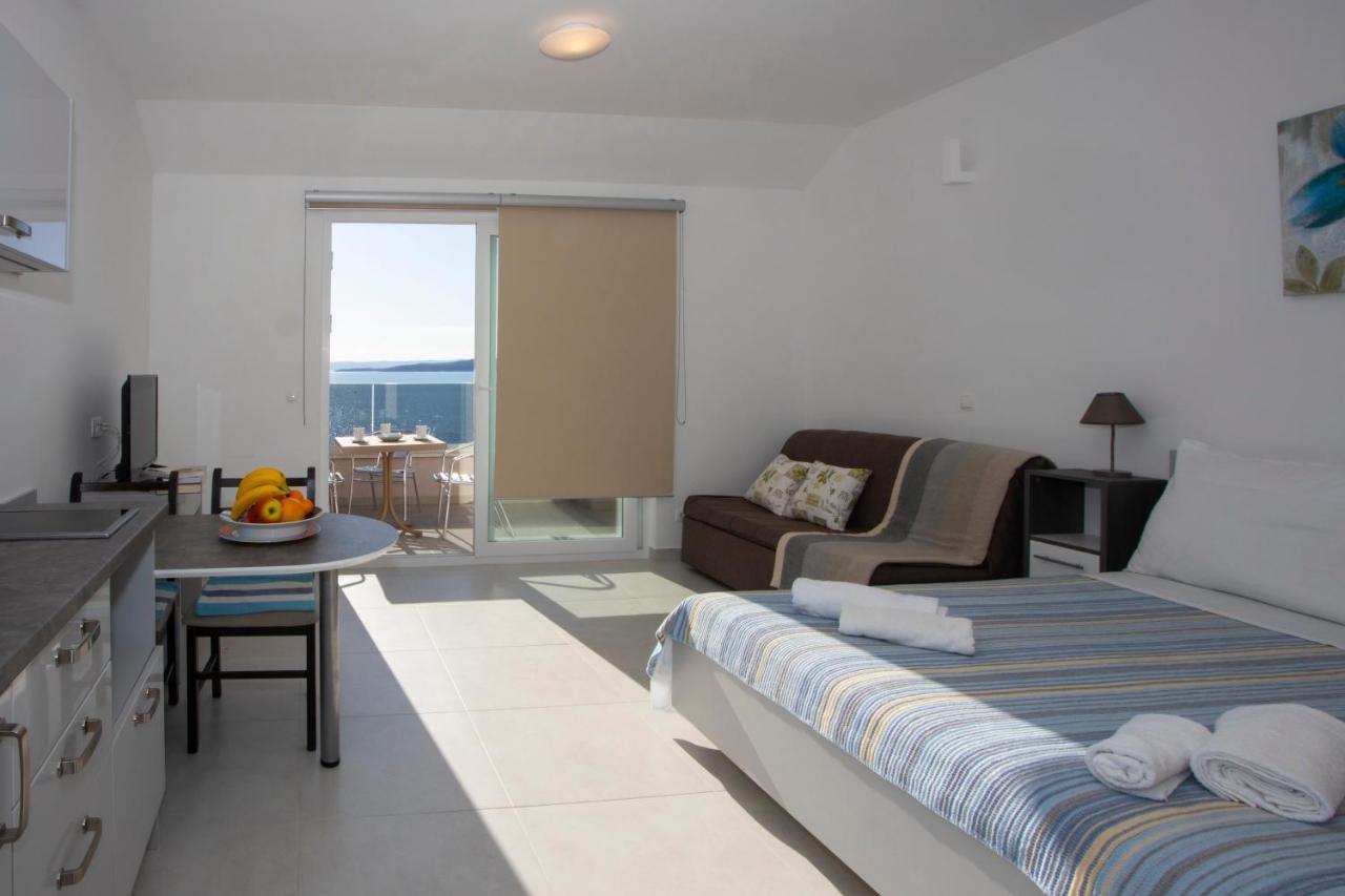 Apartments Medvidovic Baška Voda エクステリア 写真