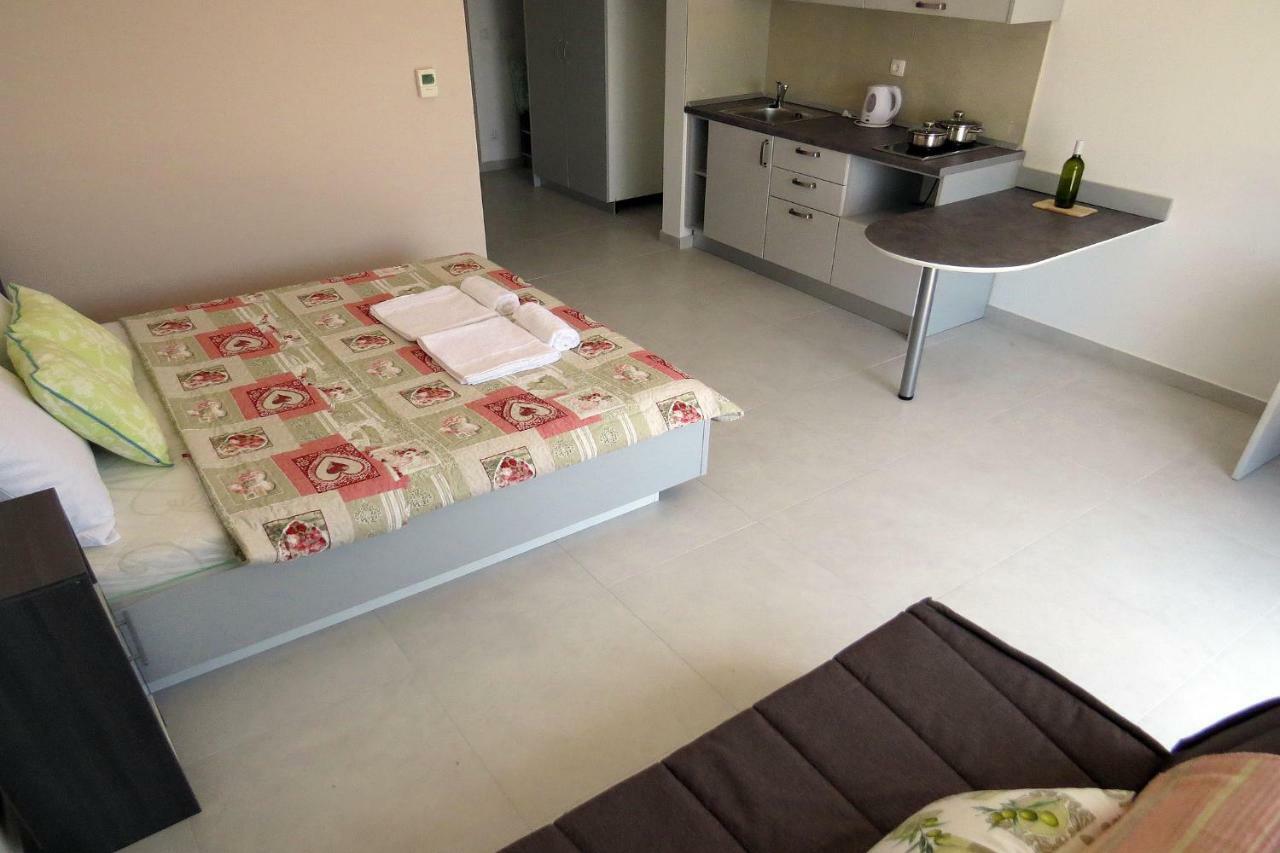 Apartments Medvidovic Baška Voda エクステリア 写真