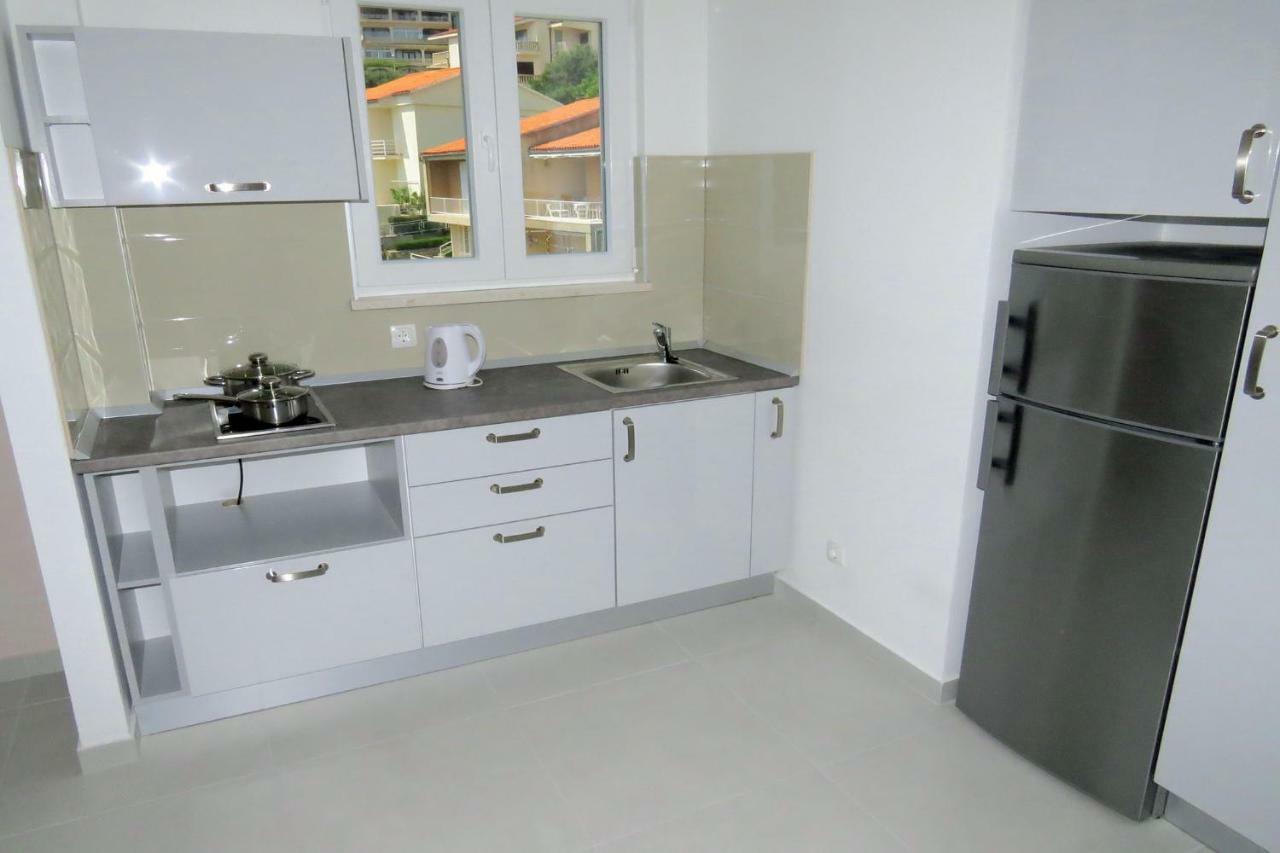 Apartments Medvidovic Baška Voda エクステリア 写真